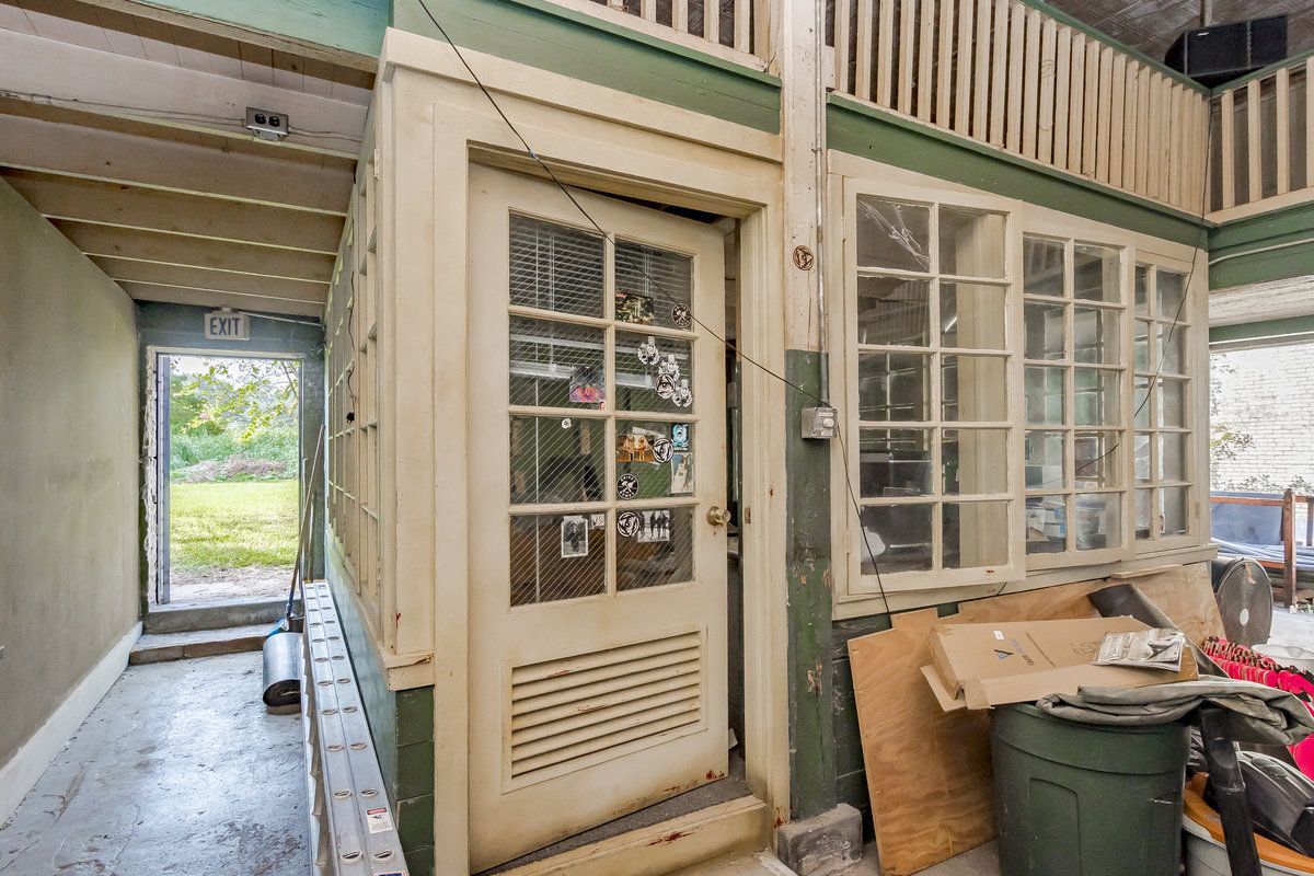 Mid-City Redevelopment Opportunity!: 2008 North St, Baton Rouge, LA 70802